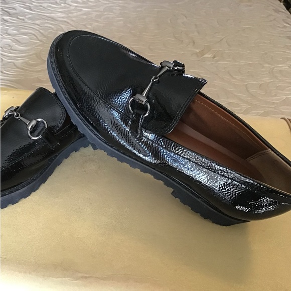 BEAUTIFUL BLACK PATENT SHOE by Franco Sarto, 8M, NWOT, Silver buckle - Picture 2 of 7